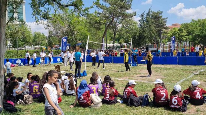 Kırıkkale’de Yaza Merhaba Küçükler Spor Şenliği