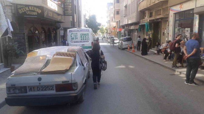 Yaşlı Adam Evinde Silahla Vurulmuş Halde Ölü Bulundu