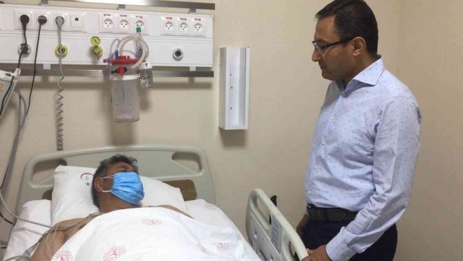 Alaşehir’de Seyyar Satıcıdan Pilav Yiyen 7 Kişi Zehirlendi