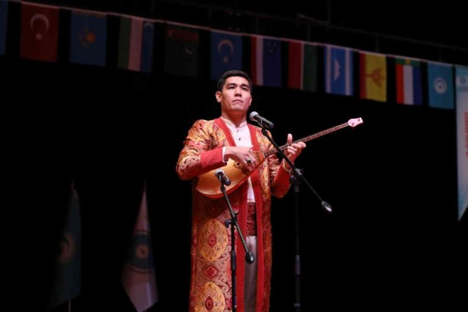 Niğde’de ’Kökümüz Bir Türküz Festivali’ Yapıldı
