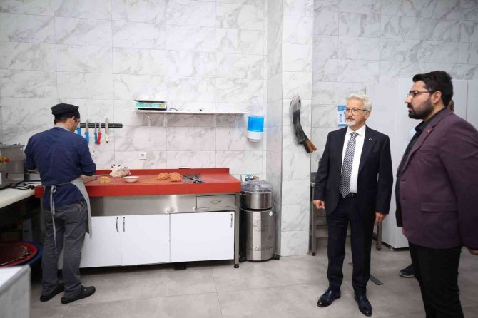 Nilüfer’de Hijyende Örnek İşletmeler Tescilleniyor