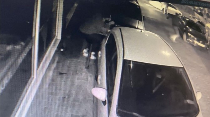 İ̇stanbul’da 22 Yaşındaki Genci Öldüren Katil Zanlısı Yakalandı: Cinayet Anları Kamerada
