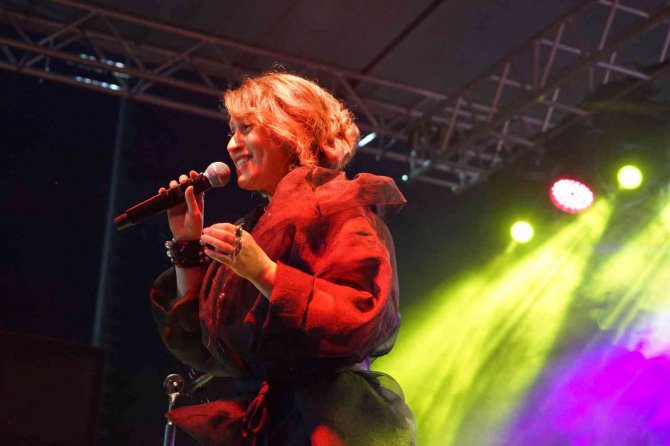 Azerin, Kastamonu Üniversitesinde Konser Verdi