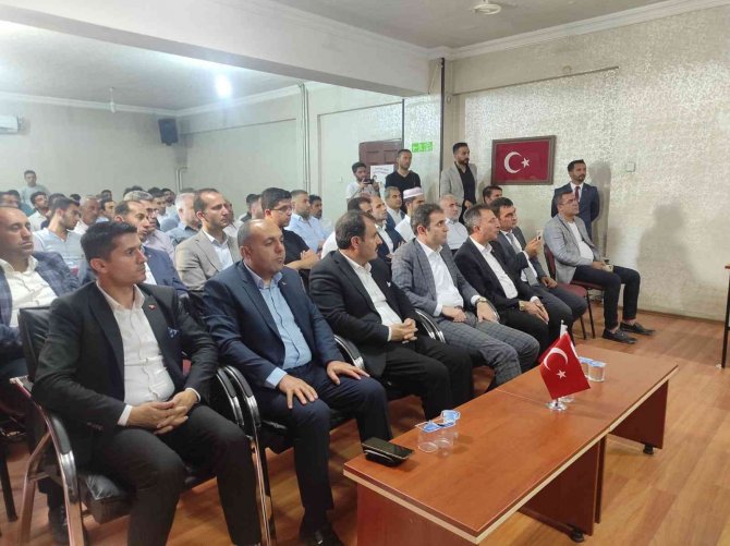 Batman’da Düzenlenen Şehitler Sempozyumunda Terörle Mücadelenin Kahramanları Anlatıldı