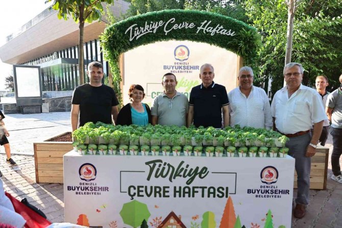 Denizli’de 40 Bin Fesleğen Dağıtıldı