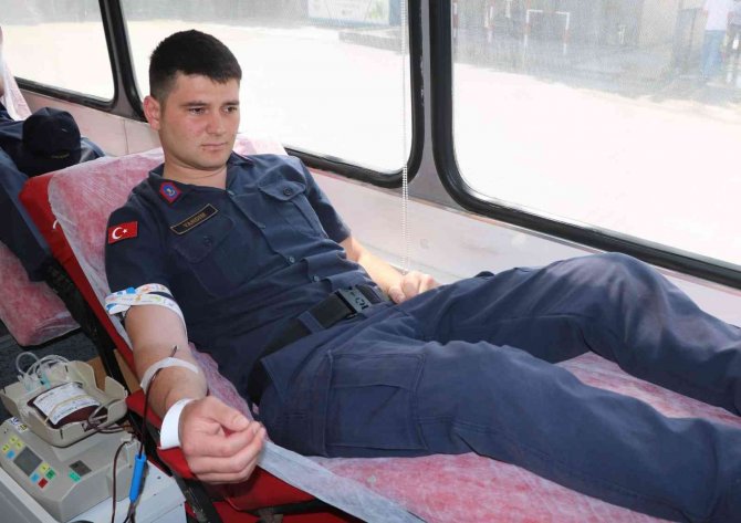 Yalova’da Jandarmadan Kan Bağışı