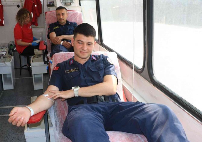 Yalova’da Jandarmadan Kan Bağışı