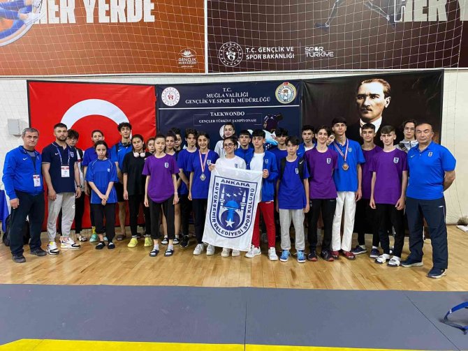 Gençler Türkiye Taekwondo Şampiyonası’nda Ankara’ya 5 Madalya