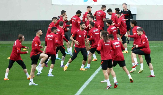 A Milli Futbol Takımı, Lüksemburg Maçının Hazırlıklarını Sürdürdü