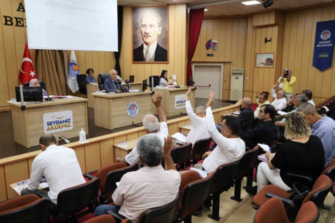 Akdeniz Belediye Meclisinden Gaziantep’e ‘Evet’, Diyarbakır’a ‘Hayır’