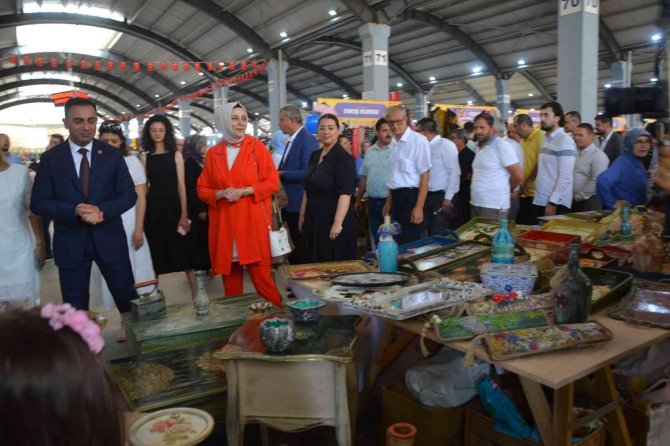 Biga Alışveriş Ve Kültür Festivali Başladı