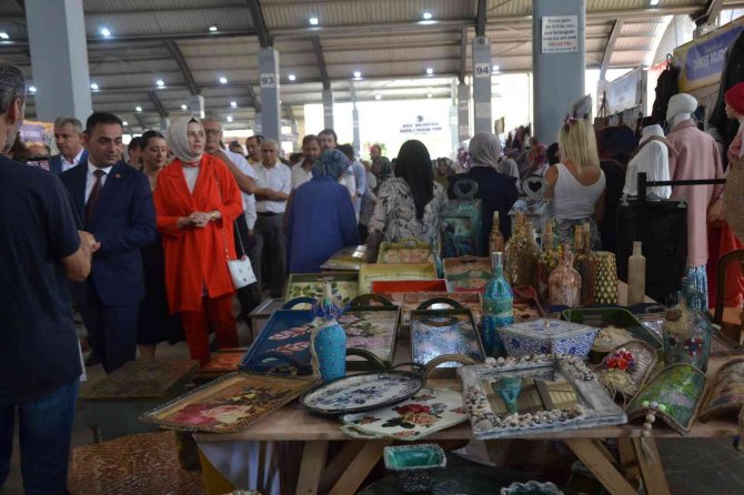 Biga Alışveriş Ve Kültür Festivali Başladı