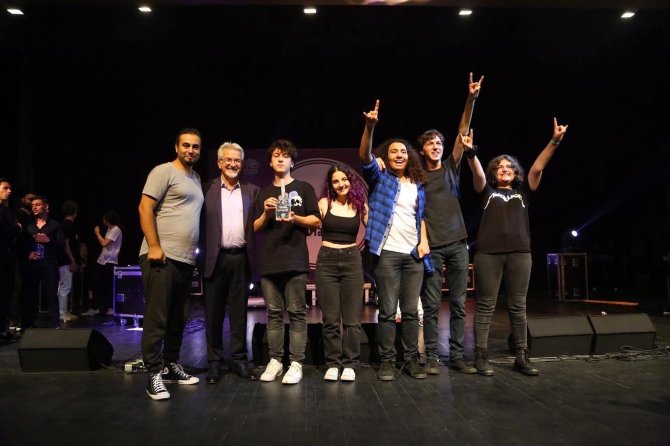 Nilüfer Liselerarası Müzik Yarışması’nda Gençlerden Muhteşem Performans