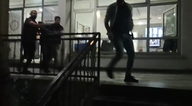 Bursa’da Hapis Cezası Olan Şahıs Uyuşturucuyla Yakalanıp Tutuklandı