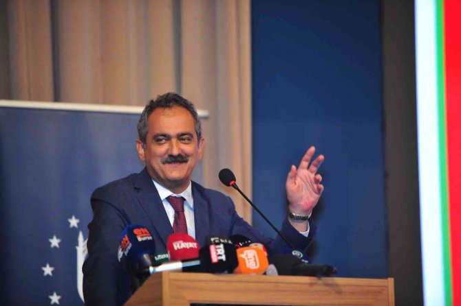 Bakan Özer: "Hedef 1 Milyon Genci Meslek Eğitim Merkezleriyle Buluşturmak"