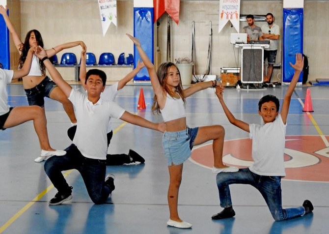 Çeşme’de Hayat Boyu Öğrenme Haftasına Unutulmaz Final