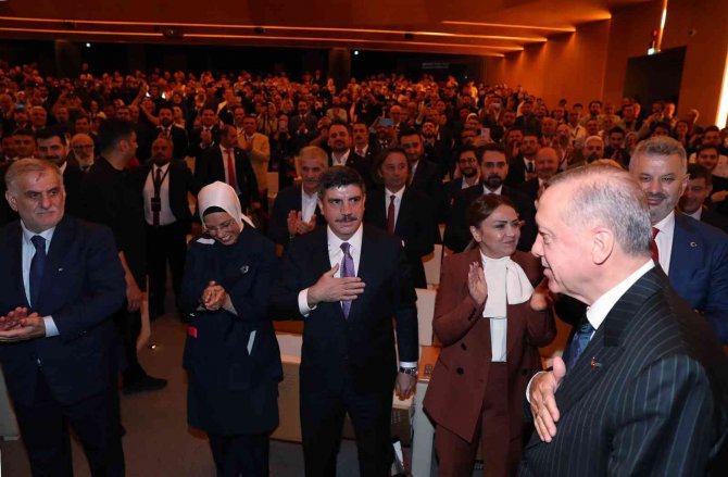Cumhurbaşkanı Erdoğan: “Bu Milletin Neler Yapabileceğini Dünkü Tatbikatta Gördüğü Gibi Bundan Sonra Da Görecek”