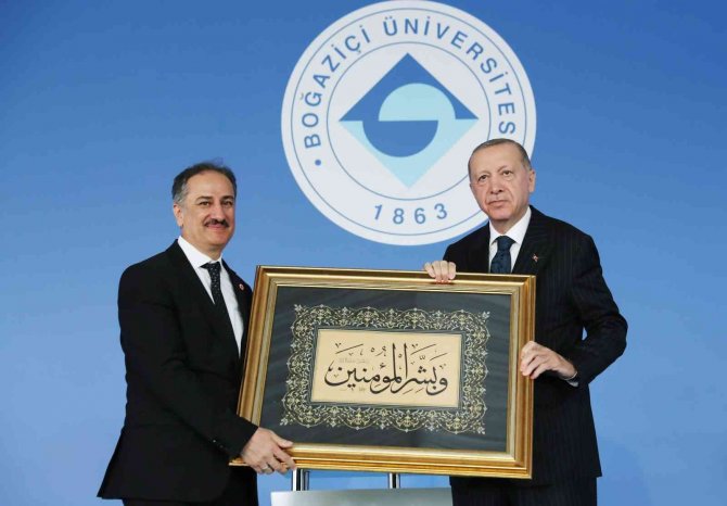 Cumhurbaşkanı Erdoğan: “Önümüzdeki Yıl 1.5 Milyon Yabancı Hastaya Hizmet Vererek Küresel Sağlık Pazarından 10 Milyar Dolarlık Pay Almayı Hedefliyoruz”