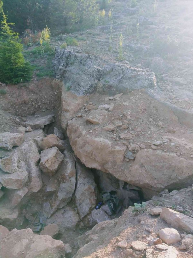 Kaçak Kazı Sırasında Oluşan Patlama Her Şeyi Ortaya Çıkardı: 1 Yaralı