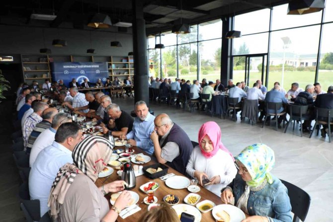 Başkan Özlü “Konuşanları Ve Çalışanları Birbirinden Ayırın”