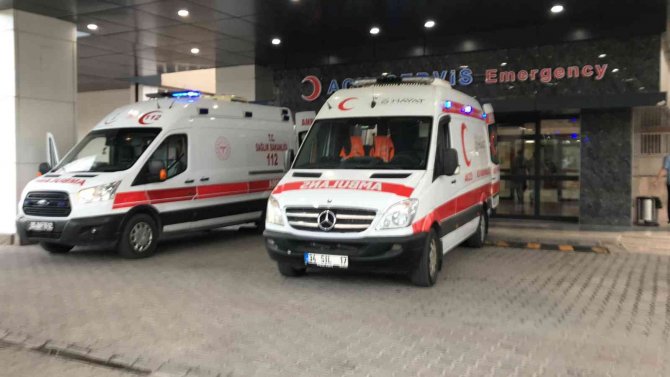 Mezarlığa Çiçek Ekme Konusu Silahlı Kavgaya Dönüştü, Kuzenler Birbirini Vurdu