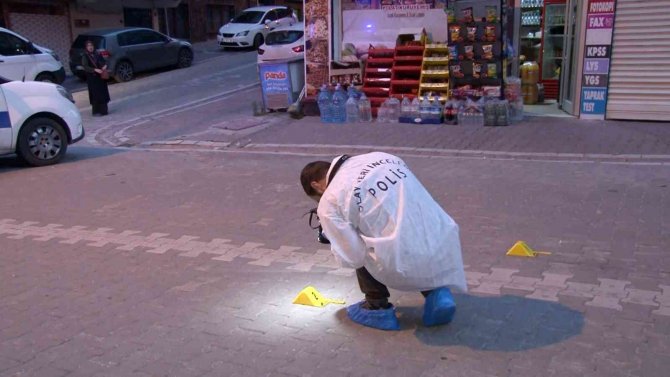 Esenyurt’ta Kuruyemişçiye Silahlı Saldırı