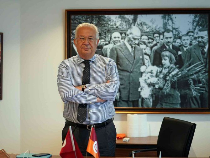 Eşref Hamamcıoğlu: "Roberto Mancini Adaylardan Birisi"