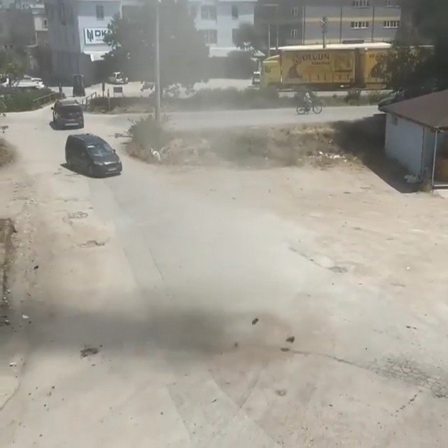 Bursa’da Etkisini Gösteren Sağanak Yağış Hayatı Olumsuz Etkiledi