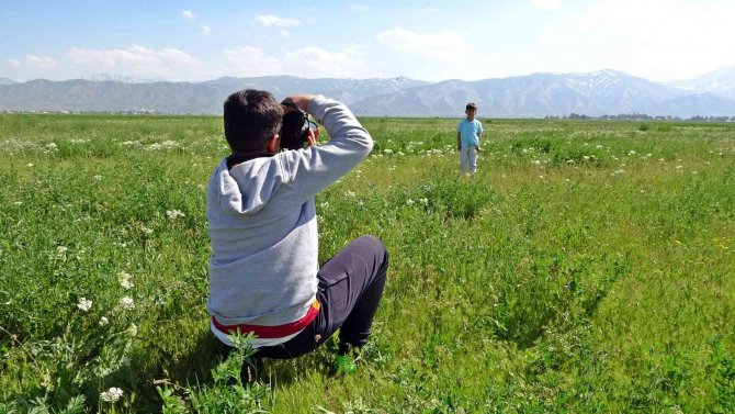 Yüksekova’da İki Mevsim Bir Arada