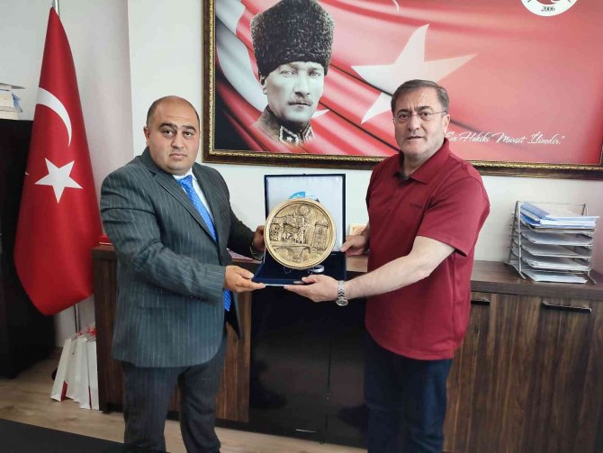 Karabağ Şehidi Rıfat’ın Annesine Eğitim Gördüğü Üniversiteden Vefa