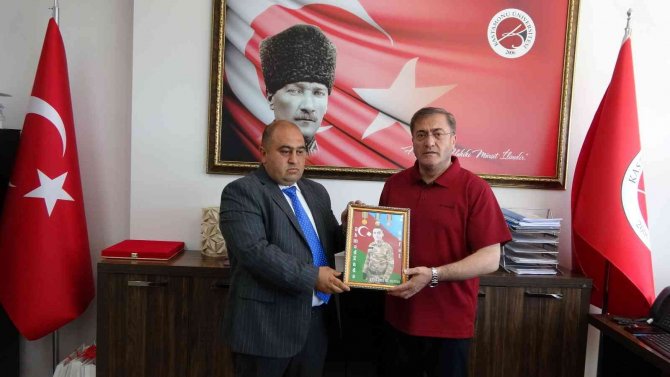 Karabağ Şehidi Rıfat’ın Annesine Eğitim Gördüğü Üniversiteden Vefa