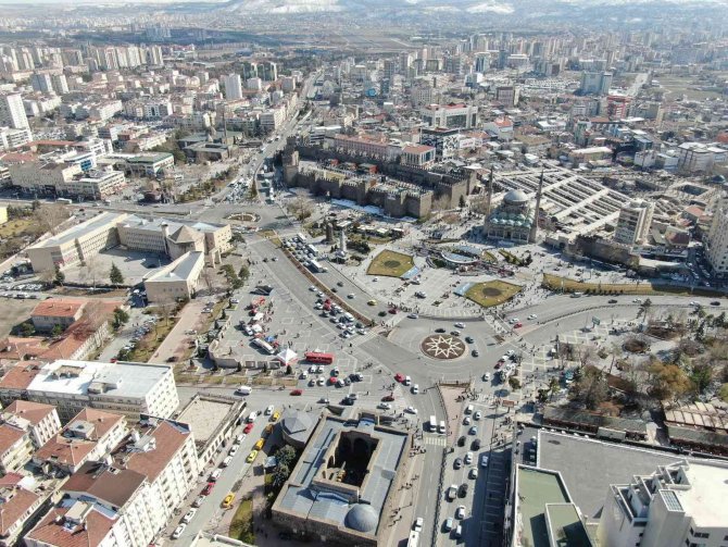 Medeniyetlere Ev Sahipliği Yapan Meydan