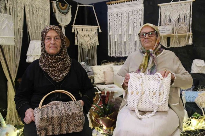El Emeği Göz Nuru Ürünlerini Sergilediler