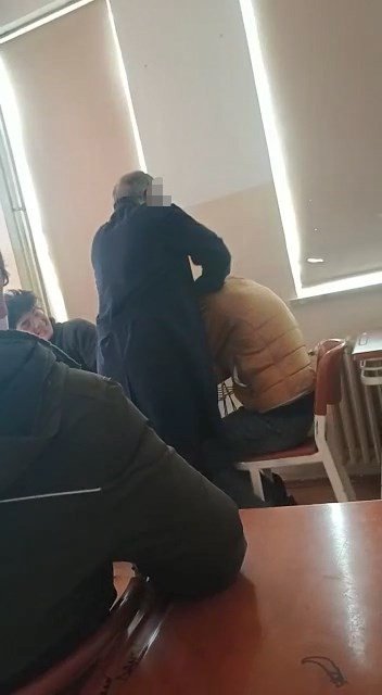 Kocaeli’de Öğrencisini Darp Eden Öğretmene Soruşturma