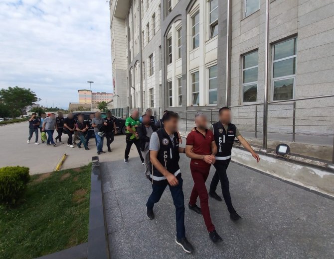 Gebze’deki Tefeci Operasyonunda 3 Tutuklama