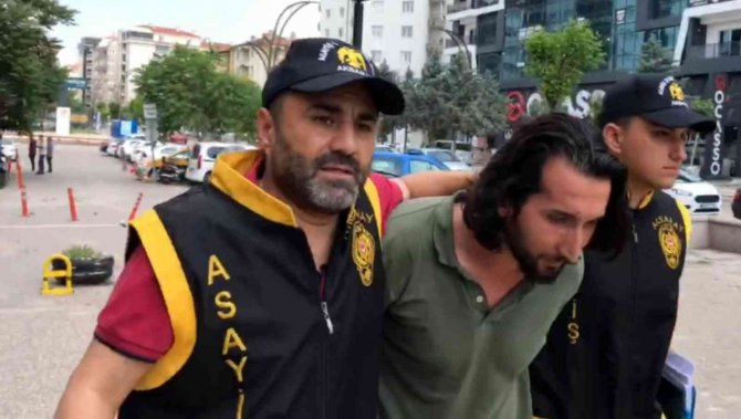 Çaldığı 390 Bin Liralık Altınla Yakalandı, “Haberim Yok” Dedi