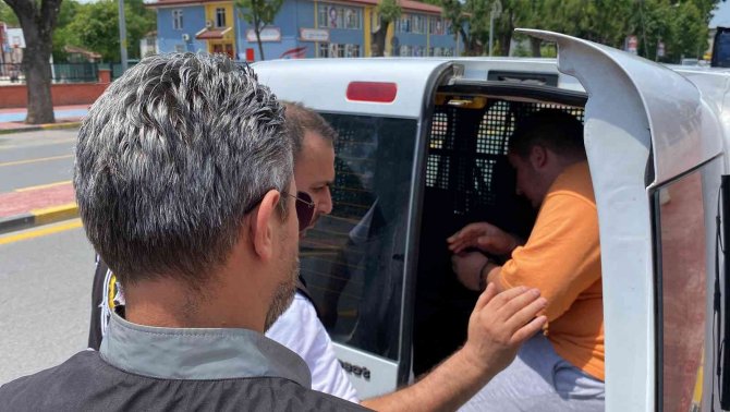Baba Katili Genç Adliyeye Sevk Edildi