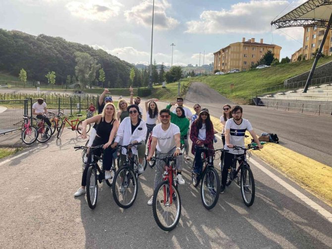 Subü’lü Öğrenciler Son Derslerini Bisiklet Sürerek Gerçekleştirdi