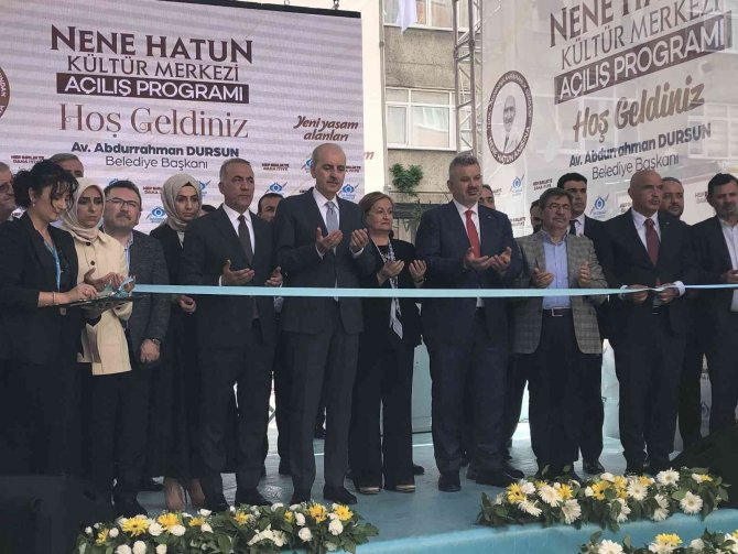 Ak Parti Genel Başkanvekili Kurtulmuş Sultangazi’de Nene Hatun Kültür Merkezi Açılışına Katıldı