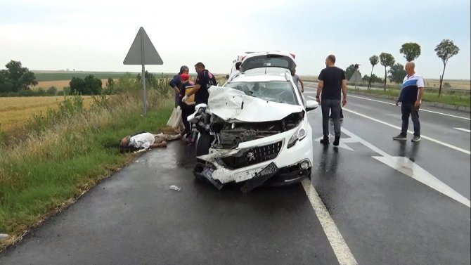 Tekirdağ’da Trafik Kazası: 2’si Ağır 4 Yaralı