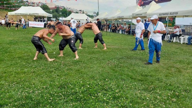 Tekirdağ’da Yağlı Güreşler Başladı