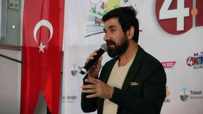 Tuncer, Tokat Belediyesi Kitap Fuarında Hayranları İle Buluştu