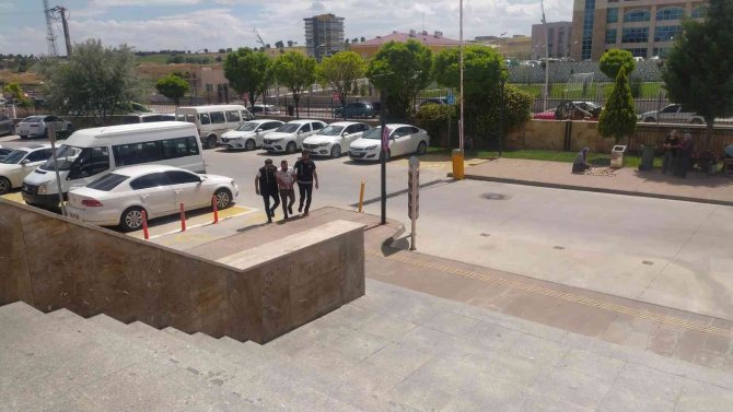 Uşak’ta 5 Üniversite Öğrencisine Çarpan Sürücü Tutuklandı