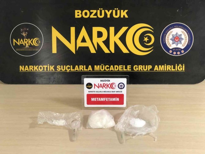 Bozüyük’te Narkotik Polisi Uyuşturucu Tacirlerine Göz Açtırmıyor