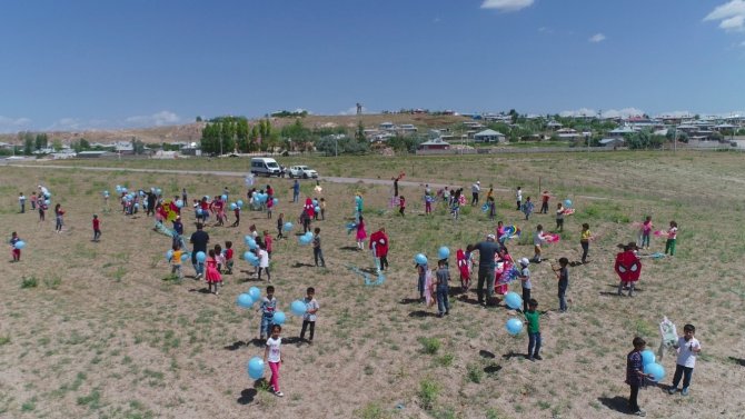 Tuşba Belediyesi’nden, Öğrenciler İçin Uçurtma Şenliği Düzenledi