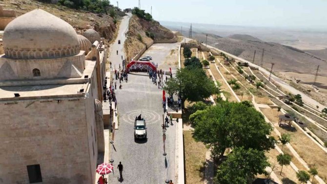 1. Uluslararası Mardin Abbara Koşusu Coşkuyla Gerçekleştirildi