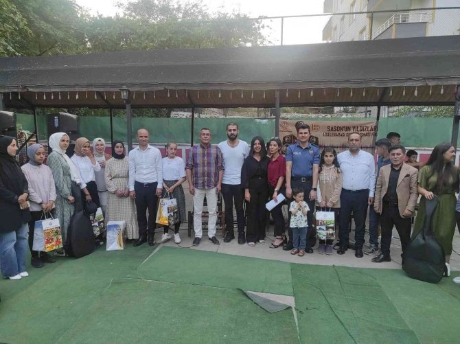 3 Bin Rakımlı Mereto Dağı Eteklerinde Ses Yarışması Finalleri Yapıldı