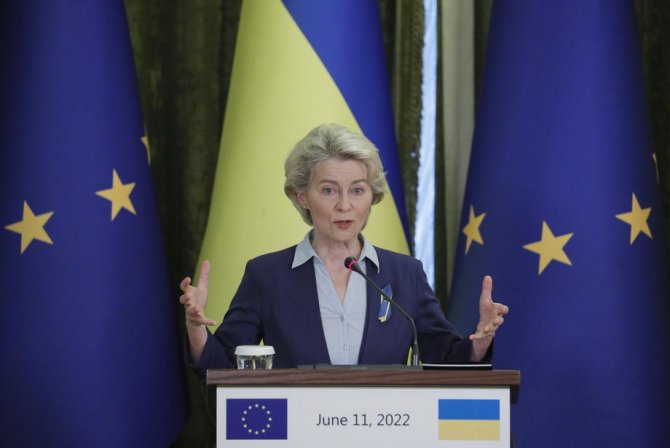Ab Komisyonu Başkanı Leyen: "Ukrayna’nın Ab Adaylığı Sonucu Gelecek Hafta Belirlenecek"