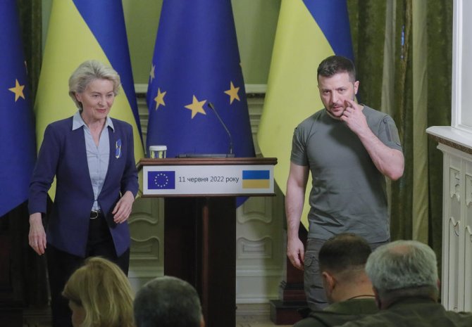 Ab Komisyonu Başkanı Leyen: "Ukrayna’nın Ab Adaylığı Sonucu Gelecek Hafta Belirlenecek"