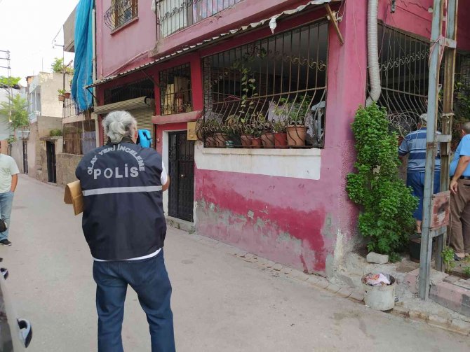 Adana’da Kuzeni Tarafından Tabancayla Başından Vurulan Kişi Ağır Yaralandı